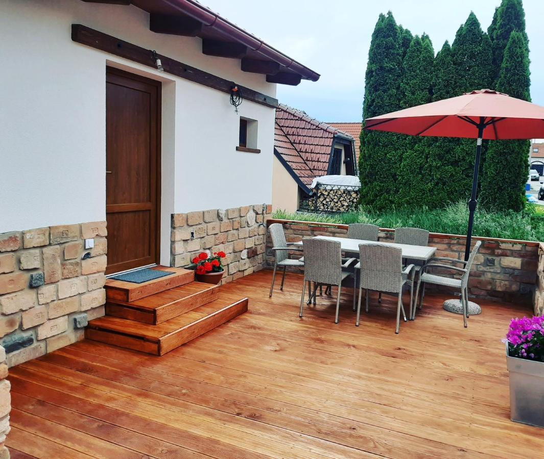 Apartamento U Mateje Mutěnice Exterior foto